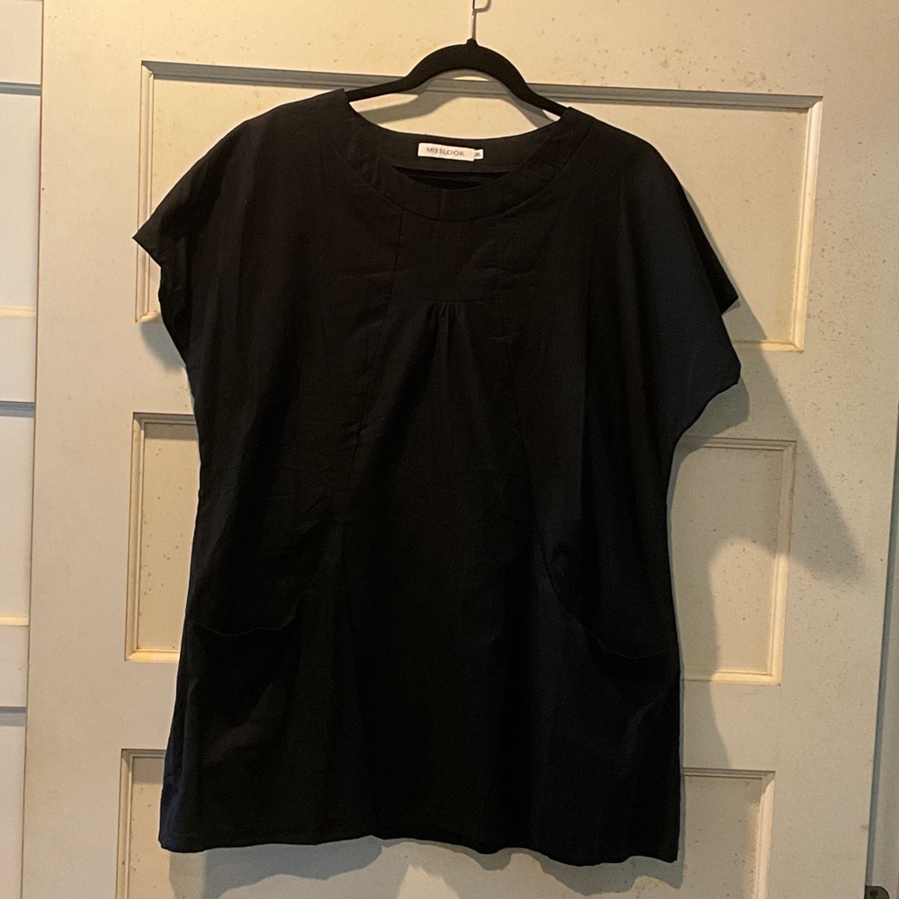MISSLOOK NWOT round neck, short s/s black tunic. CHINESE SIZE 3X (US SIZE 1X).